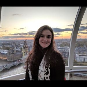 Meet your Posher, Amanda